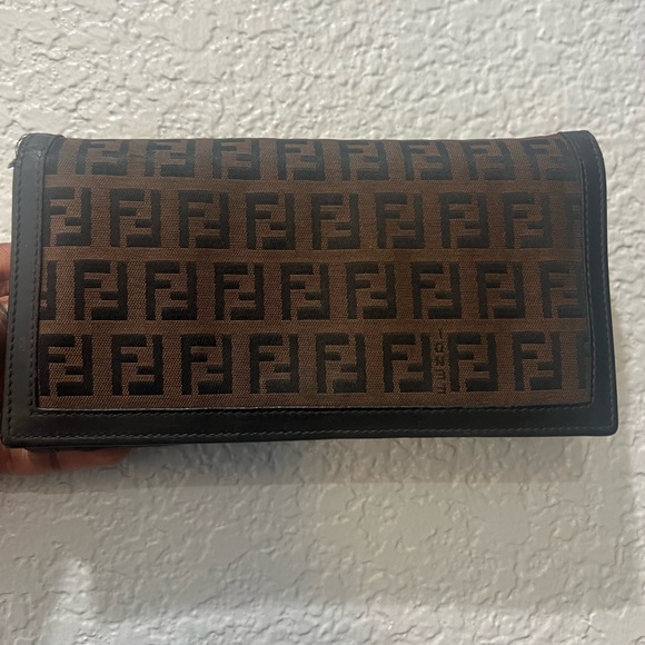 Authentic vintage Fendi continental wallet available! - Picture 2 of 13